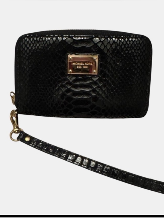 Michael Kors Handbags - Michael Kors Black Patent Snakeskin Embossed Wristlet Wallet Zip Gold Tone
